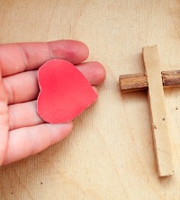 A heart and cross, representing Faith-Based Counseling in Peoria IL